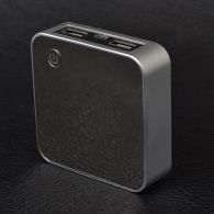 Внешнее зарядное устройство Power Bank DOCA D525 (8400mAh), серебро