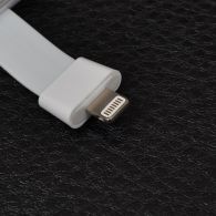 Внешнее зарядное устройство Power Bank DOCA T5 для iPhone 5/5s (2800mAh), белый