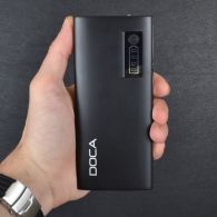 Внешнее зарядное устройство Power Bank DOCA D566II с LED дисплеем (13000mAh), черный